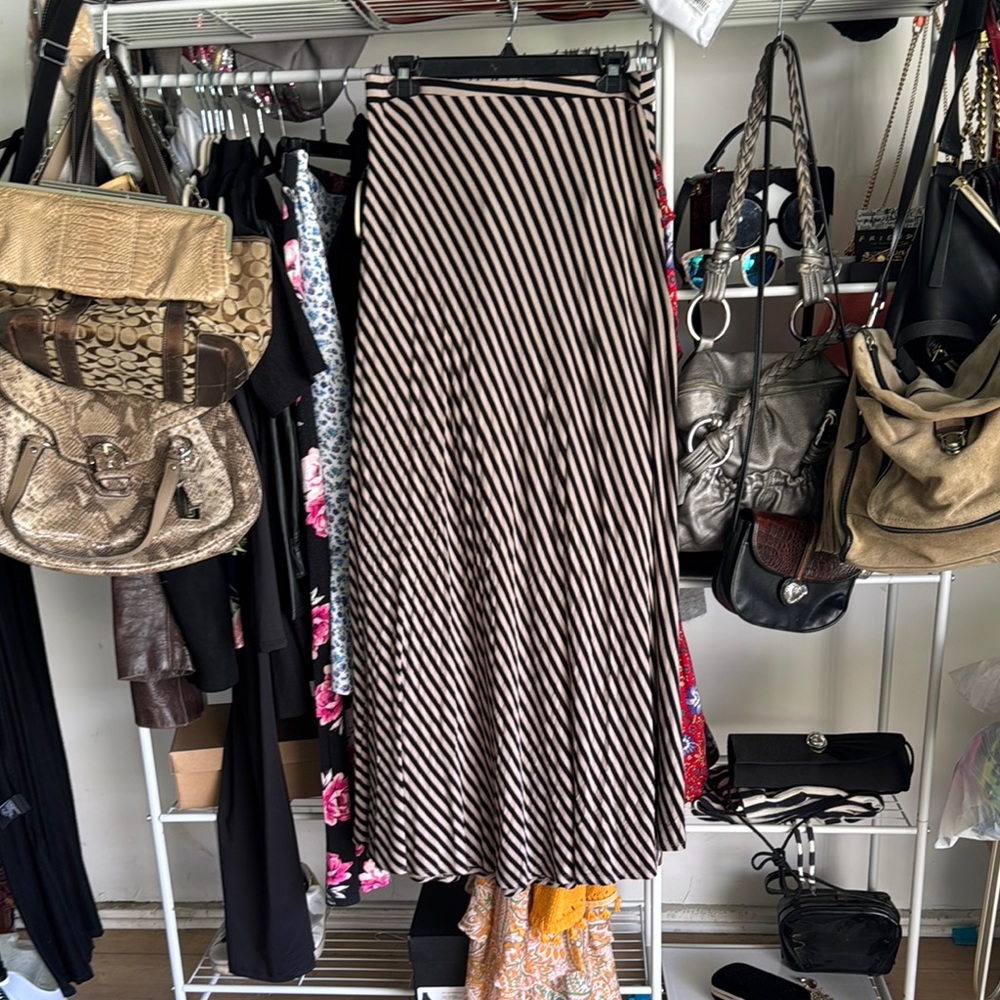 MUST HAVE - Ellen Tracy Black and Cream Striped Maxi Skirt
